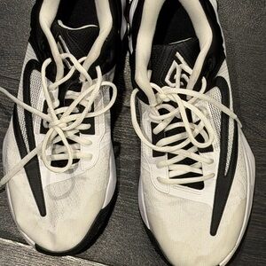 Men's Black and White Athletic Shoes